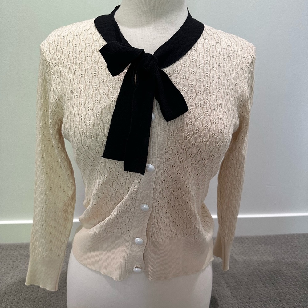 Vintage style - Mid Century - 3/4 sleeve button front Cardigan